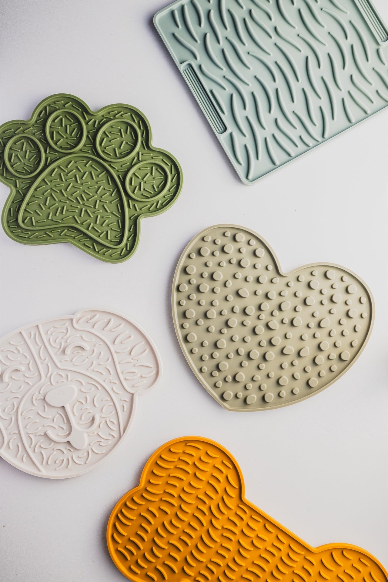 Dexypaws - Sage Green Silicone Snuffle Mat 3