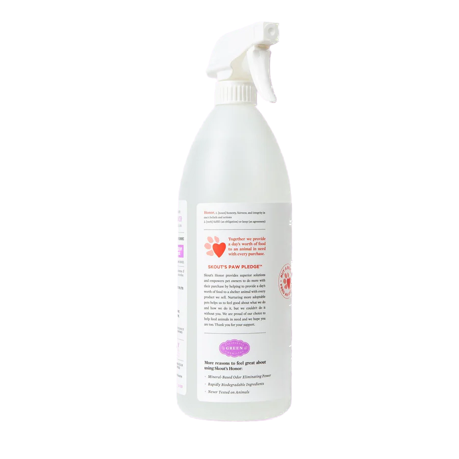 Skout Honour litter box deodorizer spray in white bottle for cat grooming and odor control