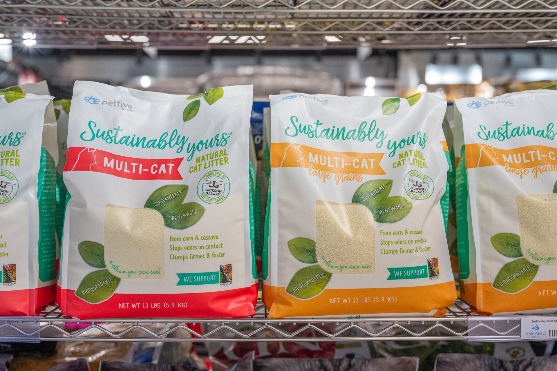 Sustainably Yours Natural Biodegradable Multicat Large Grains Cat Litter - Eco-friendly and biodegradable, ideal for multicat households, available in a 13 lb package.