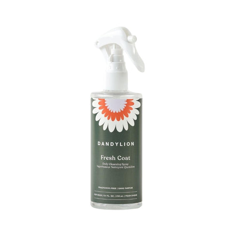 Dandylion Fresh Coat no-rinse dog spray in a clear bottle with spray nozzle for daily cleaning